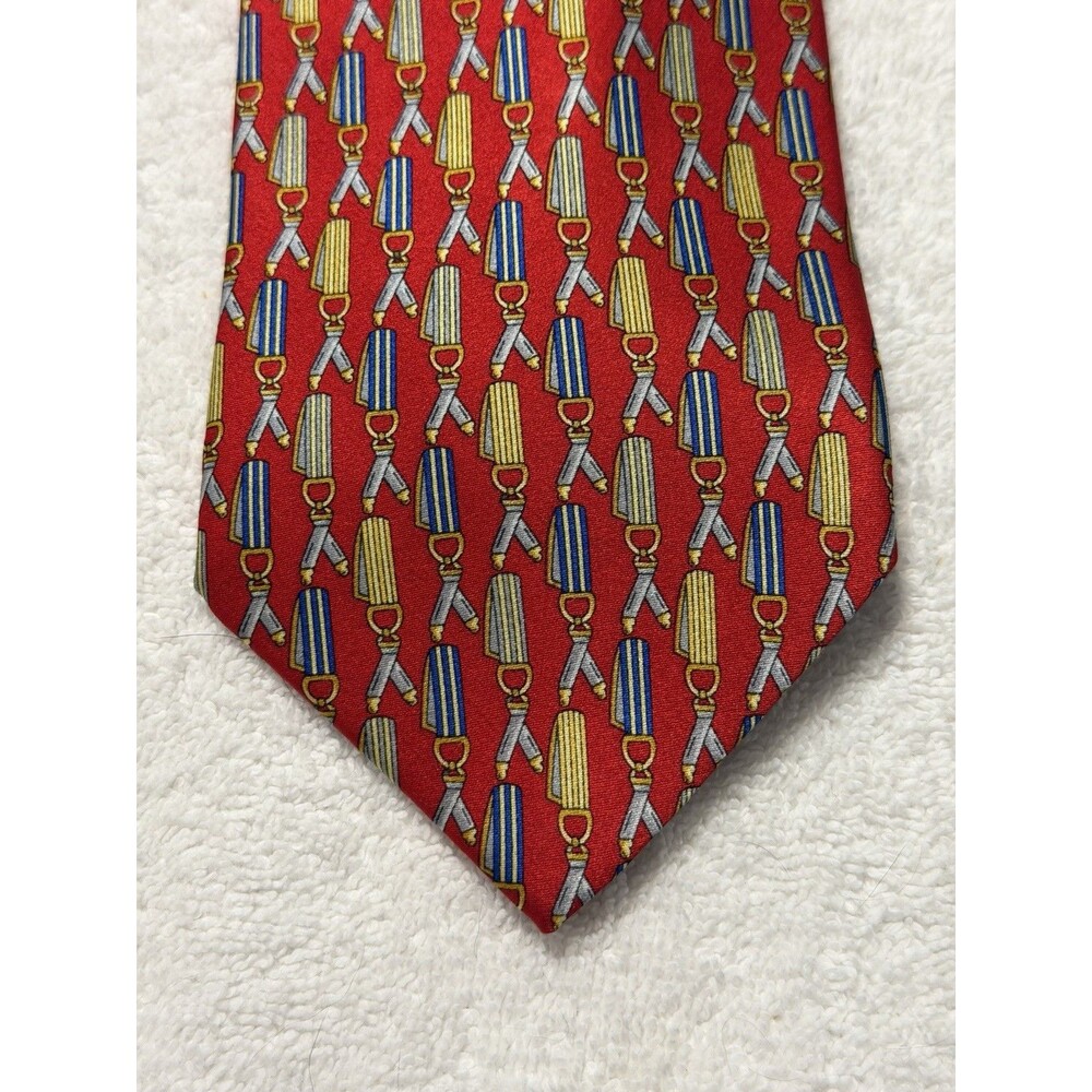 Como House Men's Tie Red Print Medals 100% Silk Made In Italy 57x3.5 Inches